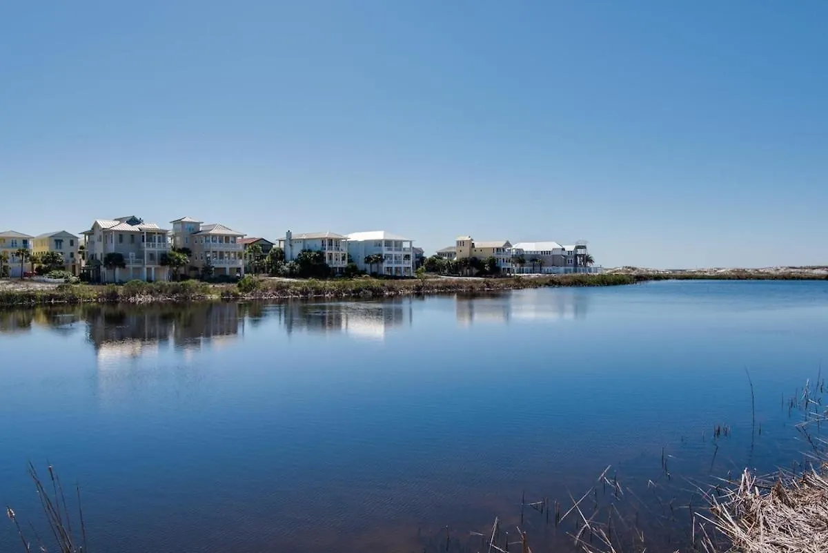 Luxury 3Br Gated Home - Infinity Pool, Walk To Private Beach - Vet-Owned! Destin